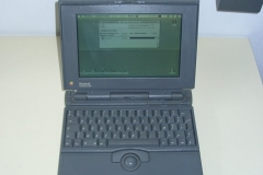 Apple Powerbook 145b