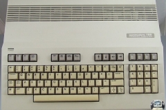 Commodore C128